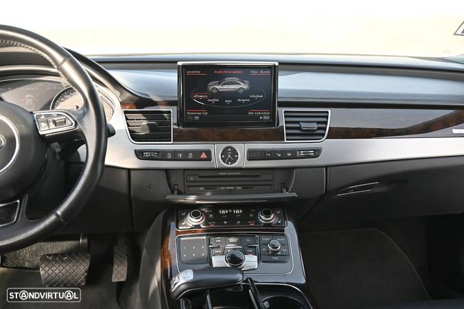 Audi A8 3.0 TDi V6 quattro Longo Clean Diesel - 34