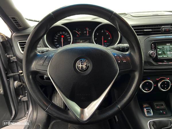 Alfa Romeo Giulietta 1.6 JTDm - 12