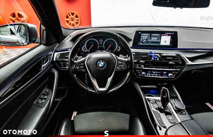 BMW Seria 5 520d xDrive Sport Line sport - 11