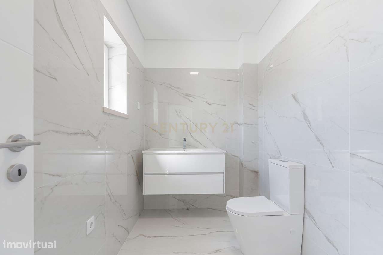 Moradias Condomínio fechado Belas Garden  T2+1 e T3+1-45