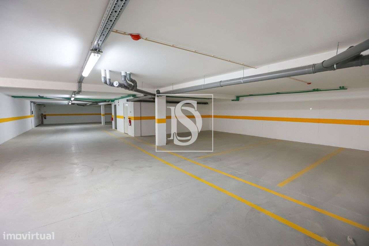 T3 c/ NOVO c/ 115 m² + Lugar de Garagem | Junto ao IPCA-6