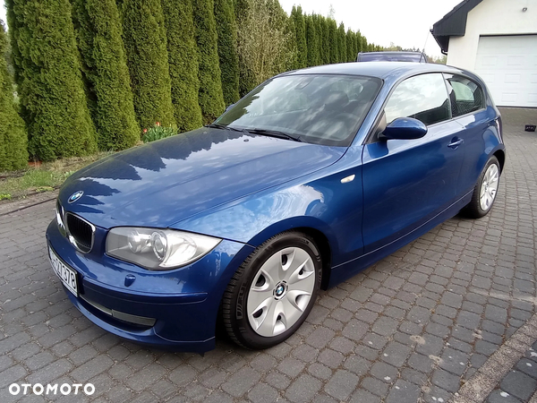 BMW Seria 1 118d - 23