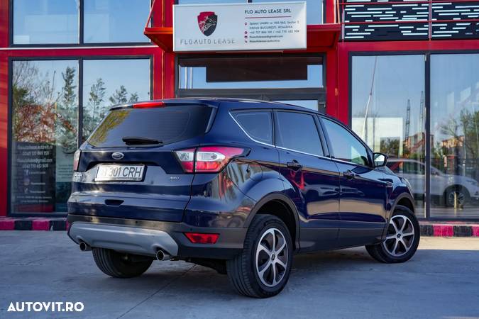 Ford Kuga - 8