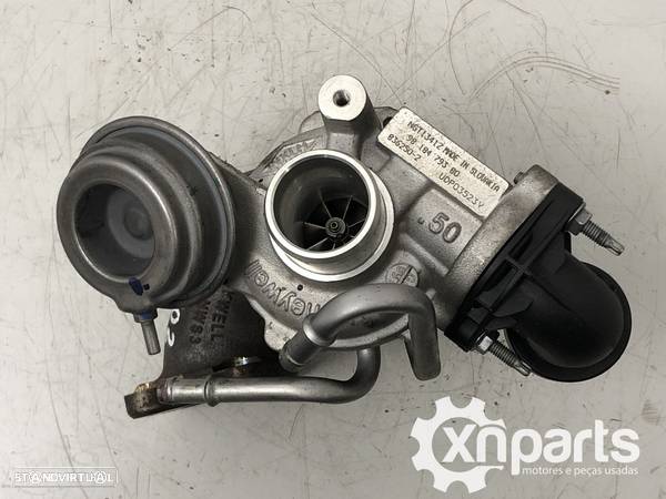 Turbo Usado PEUGEOT 2008 (CU_) 1.2 THP 110 | 01.15 -  REF. 9818479380 MOTOR HN02 - 2