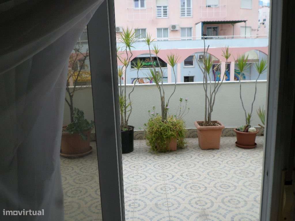 Excelente apartamento T2 : apresente-nos a sua proposta-6