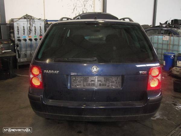 VW Passat Variant 1.9 tdi 130cv de 2003 para peças - 4