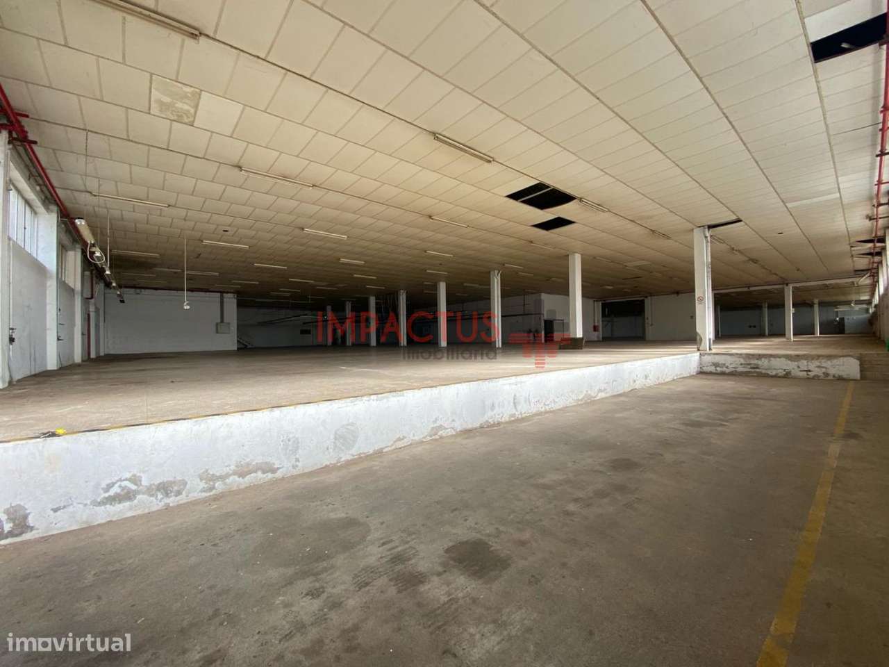 Armazém com possibilidade de ser arrendado apenas metade do armazém - Grande imagem: 3/36