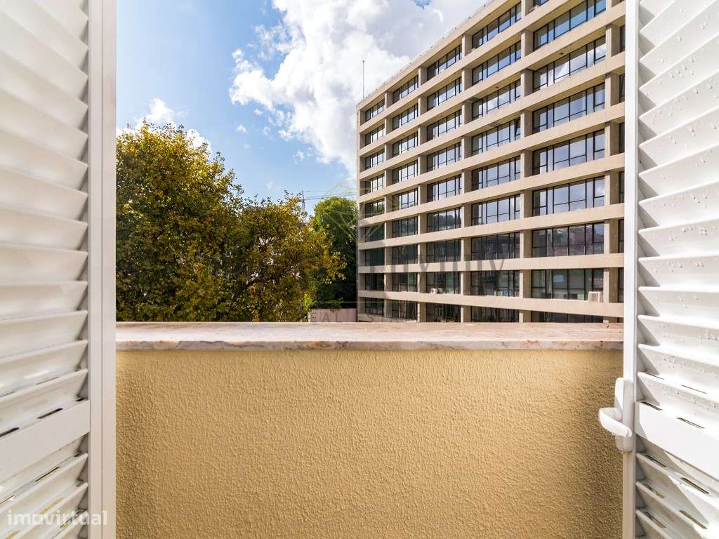 Luxury Apartamento T2 Duplex na Avenida-21