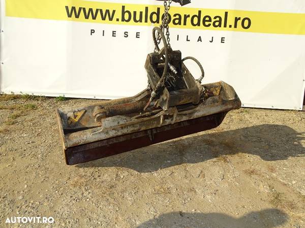 Cupa taluz cu inclinatie actionare hidraulica pt. excavatoare - 9