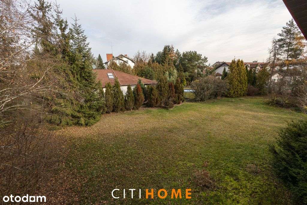 Dom 220 m² z dużą działką w Łomiankach-18