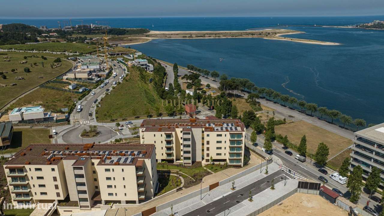 Apartamento T2 Venda em Canidelo,Vila Nova de Gaia-24
