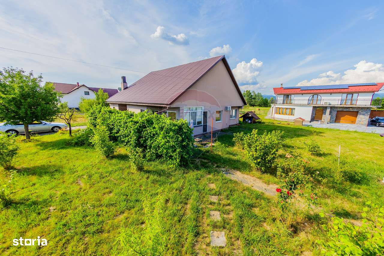 Casă în Bozânta Mare de vânzare - Imagine principală: 4/12