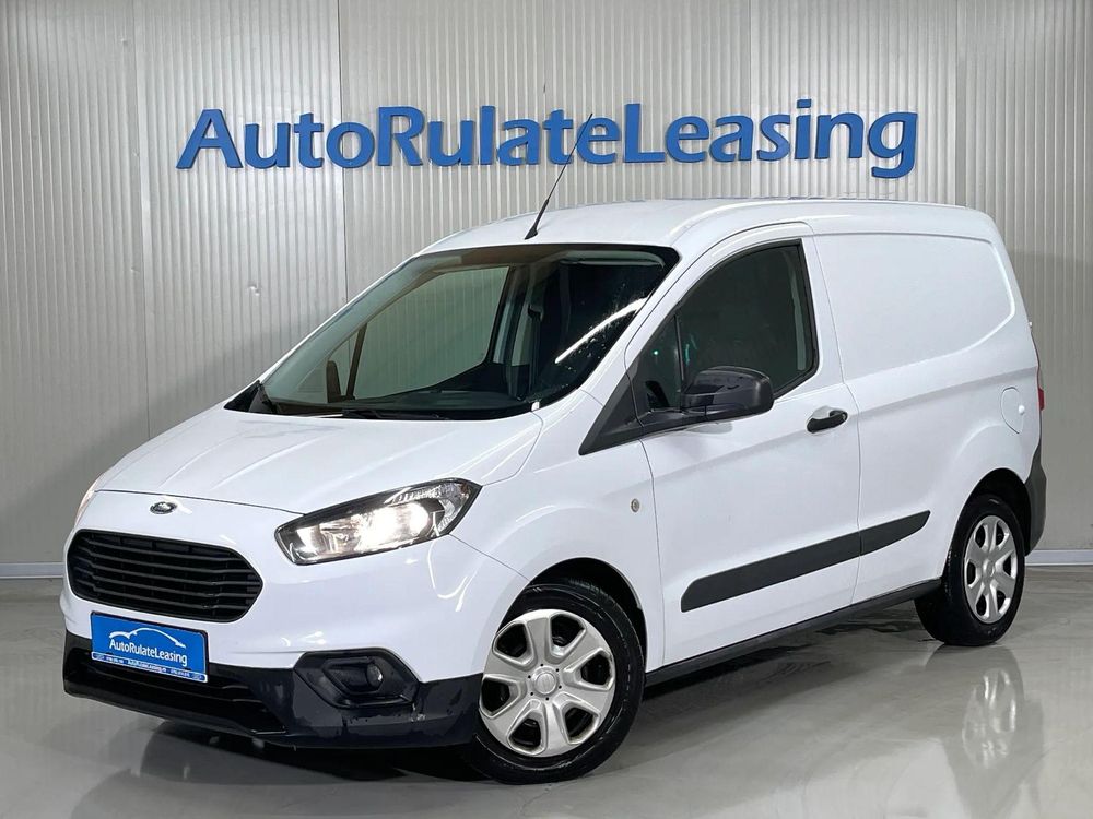Ford Transit Courier 2021