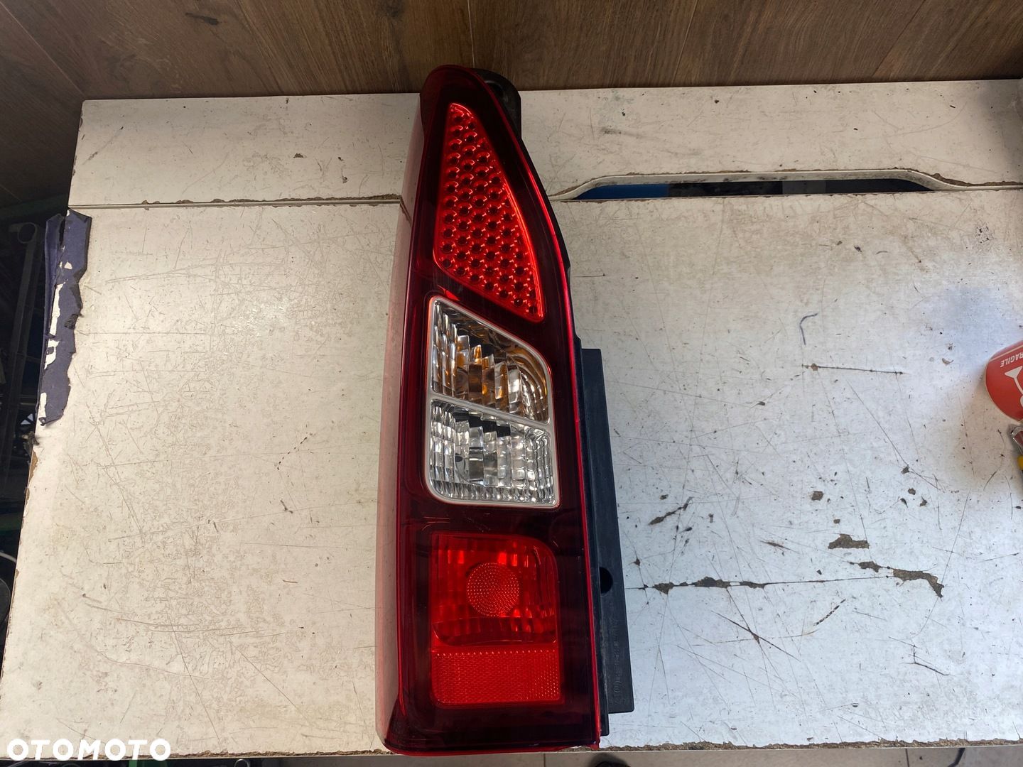 CITROEN BERLINGO III LAMPA LEWY TYŁ 0283622173 - 1