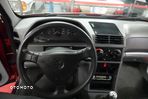 Alfa Romeo 145 1.6 L - 11