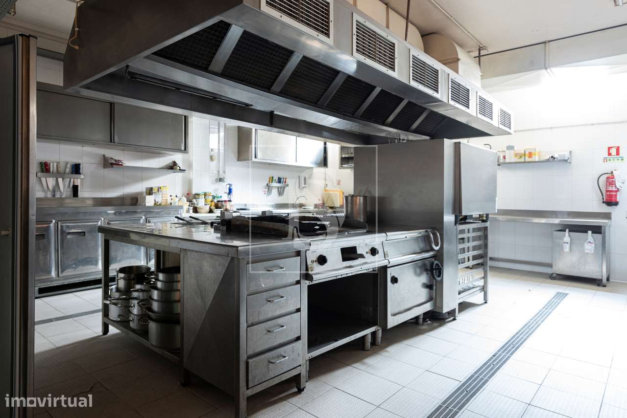 Loja  Venda em Quarteira,Loulé-7