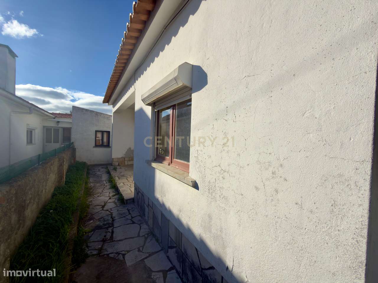 A Oportunidade Perfeita para Criar a Casa dos Seus Sonhos em Janes, Al-21