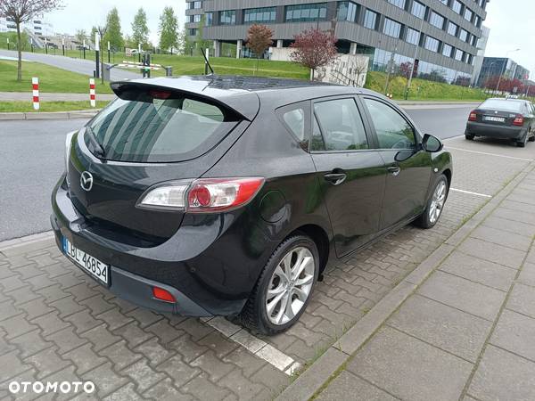 Mazda 3 1.6 Exclusive - 2