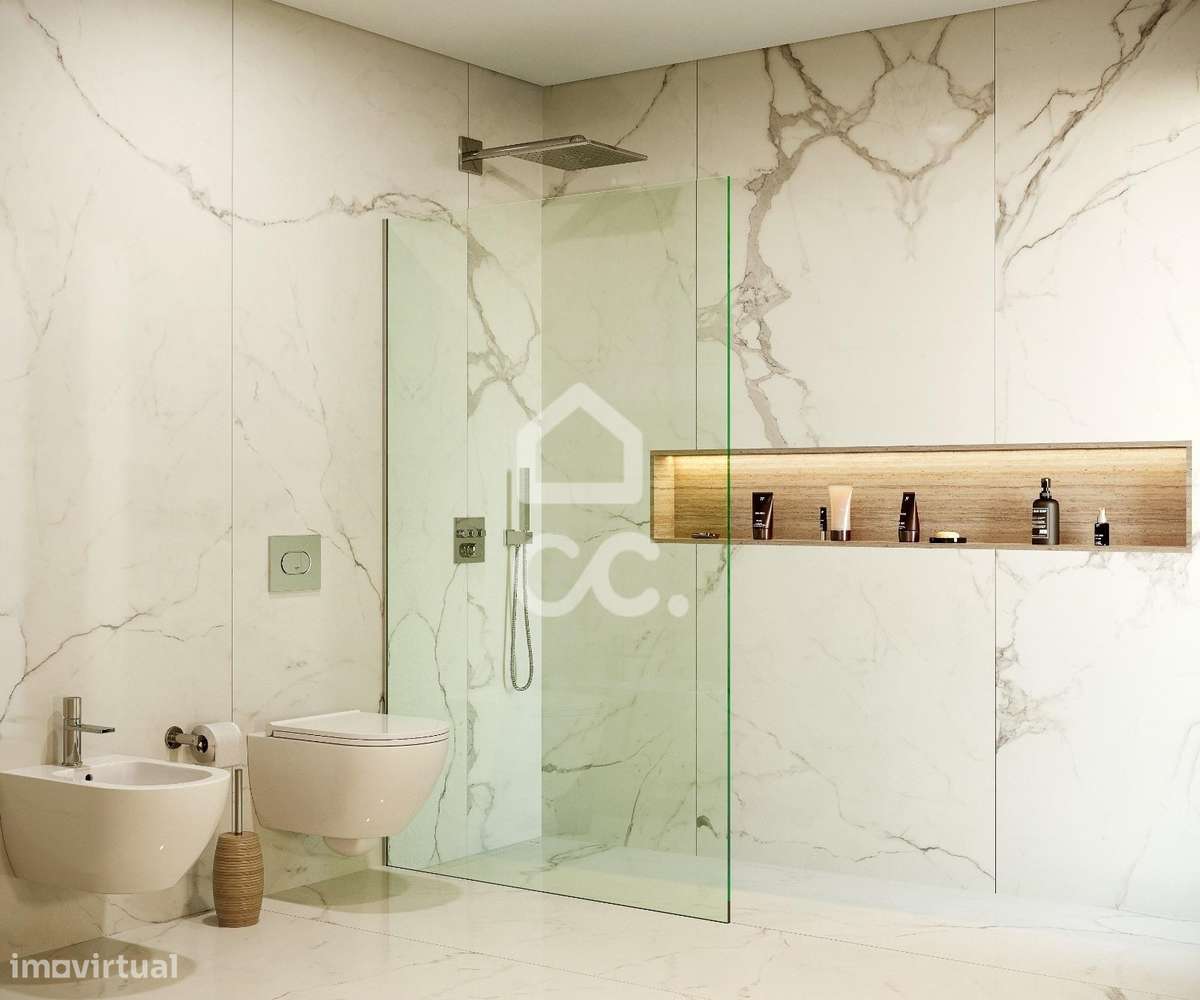 Moradia T4 nova, com jardim e terraço, em condomínio privativo com pis-39