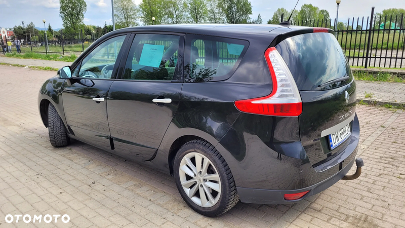 Renault Scenic - 3