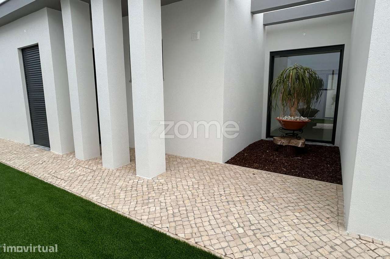 Moradia T4 Térrea em lote de 527m2 - Azeitão-34