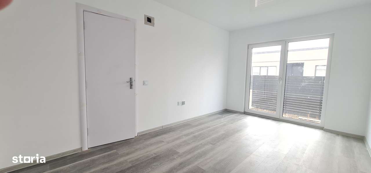 Casa 4 camere un nivel finalizata intabulata cartier Izvor Tarlungeni-3