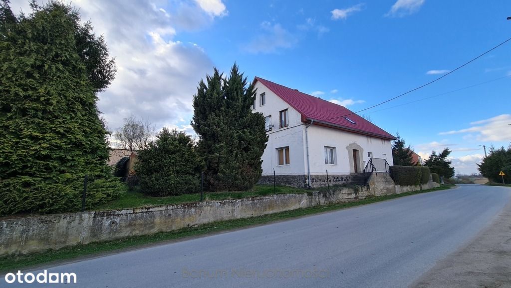 Na sprzedaż dom wolnostojący w Brodziszów