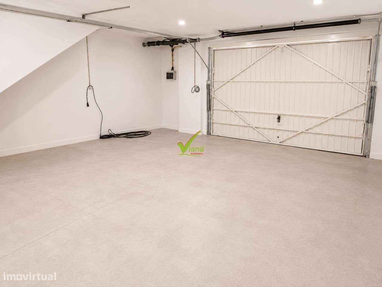 T. 3 Dúplex com garagem para 3 carros - Novo-14