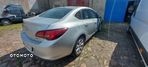 Opel Astra IV 1.4 T Business EU6 - 3