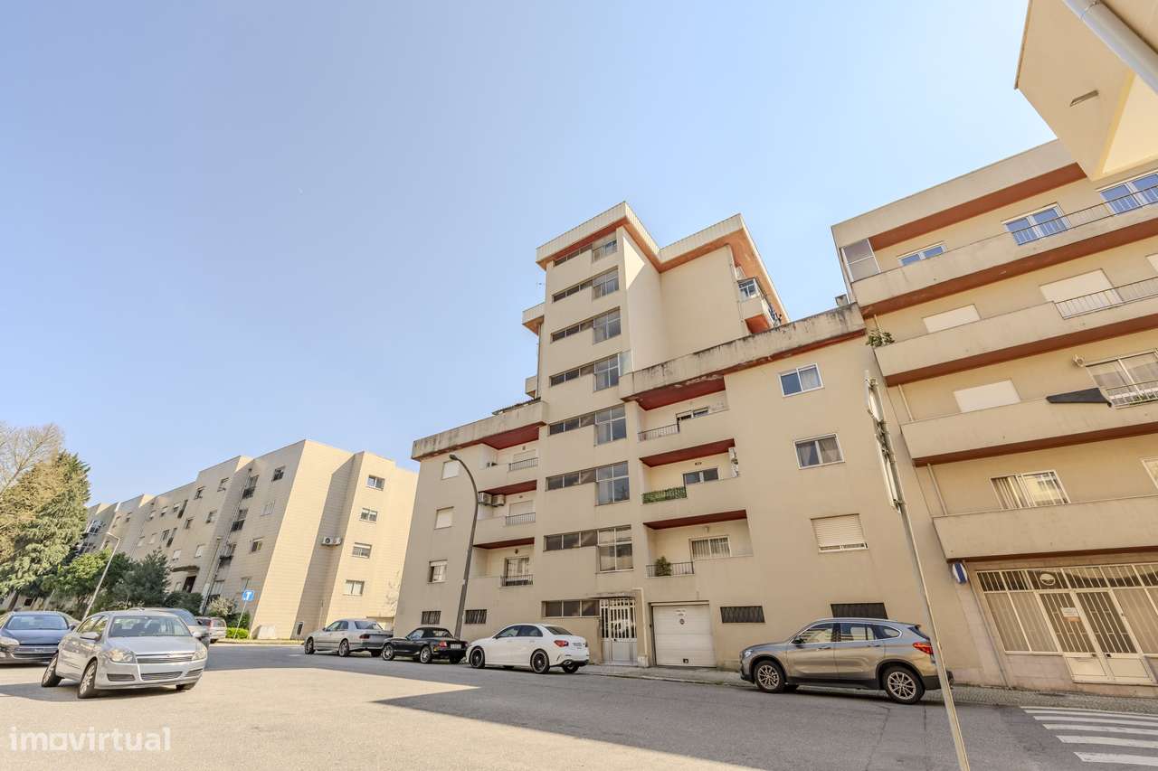 Apartamento T3 Duplex para venda na Rua Doutor José Vilaça, Braga-21