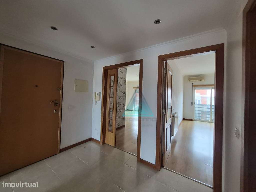 Apartamento T2 em Qta Vale Flor de Baixo, Feijó-12