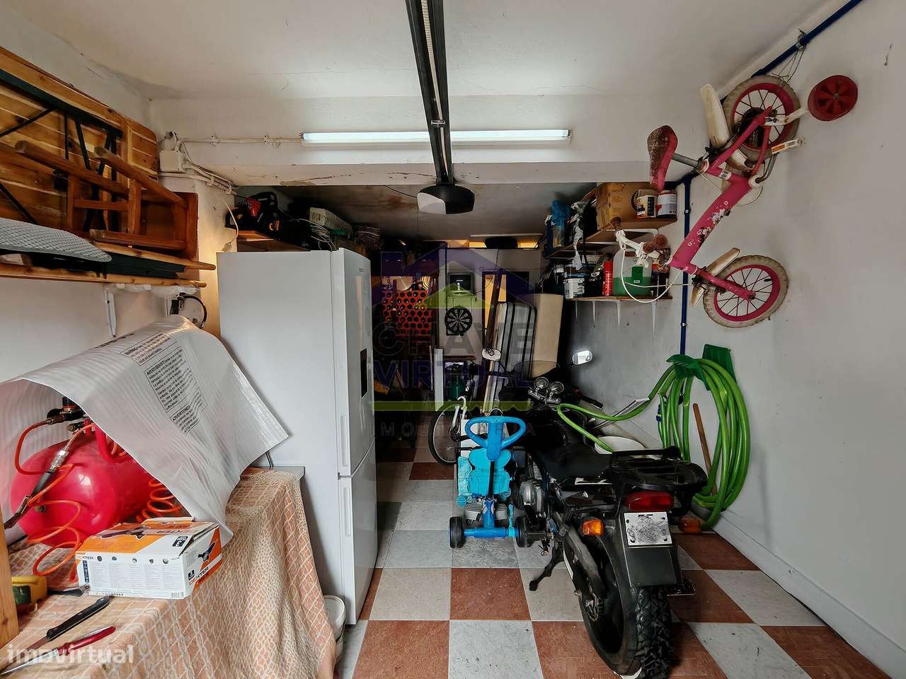 Apartamento T2 com Garagem - Centro Bombarral-28