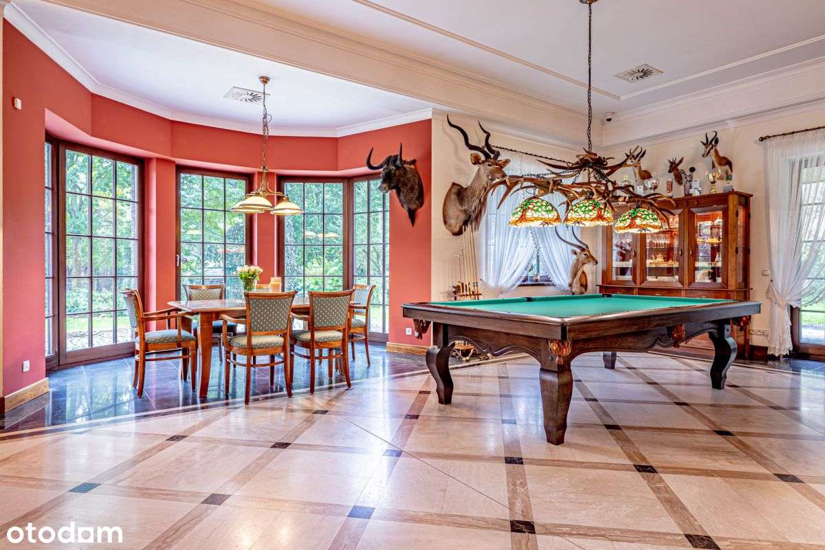 Wyjątkowa rezydencja z prywatnym stawem-8