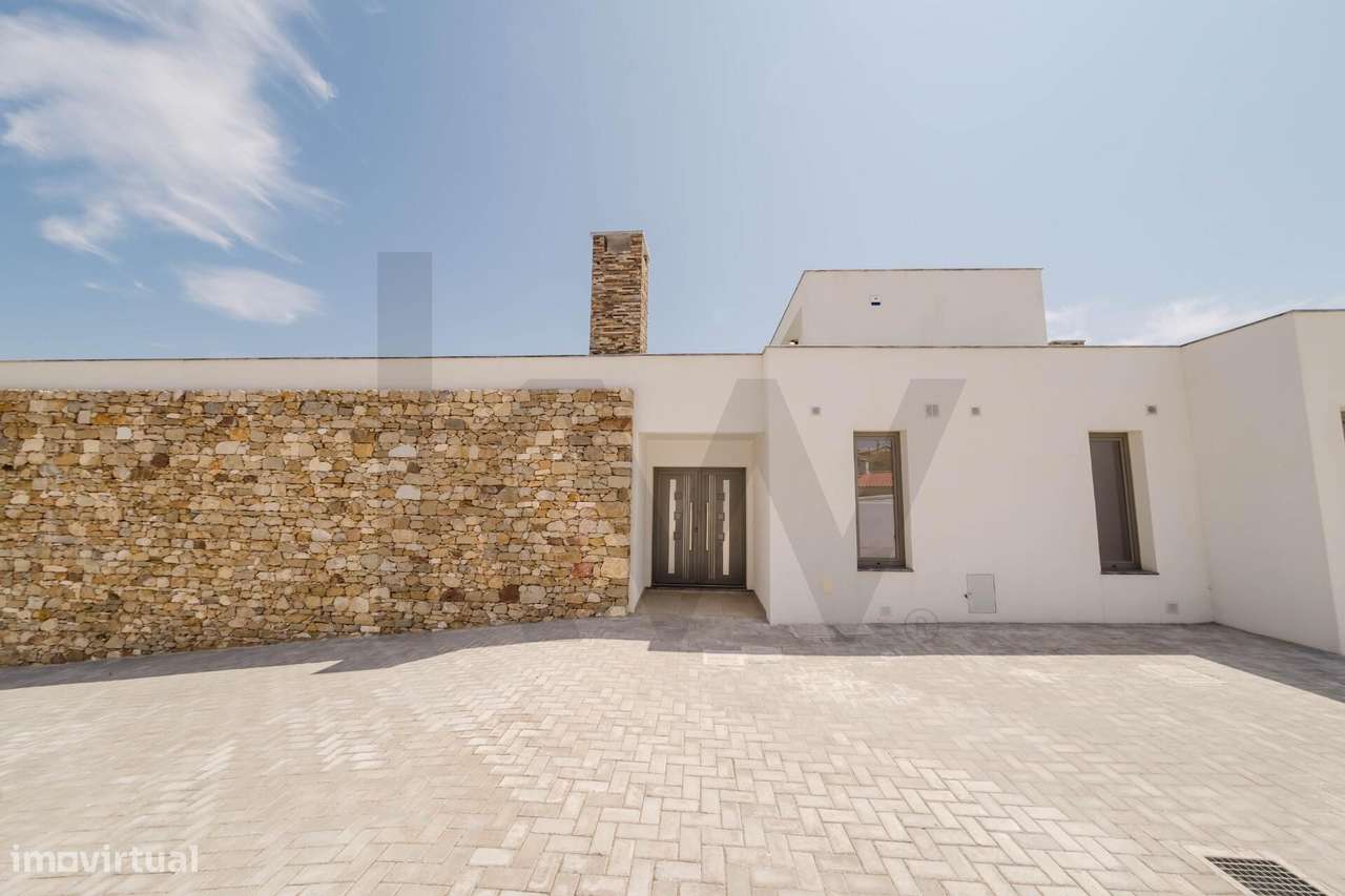 Moradia T4 em Ribamar com Piscina e terreno 1.800 m2 - Grande imagem: 5/33