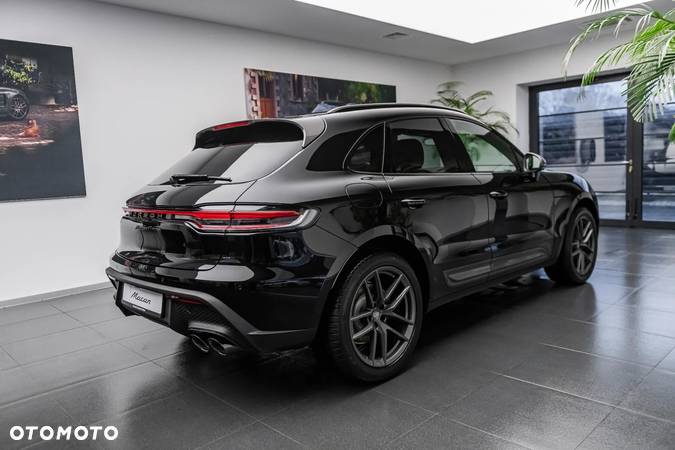 Porsche Macan T - 2