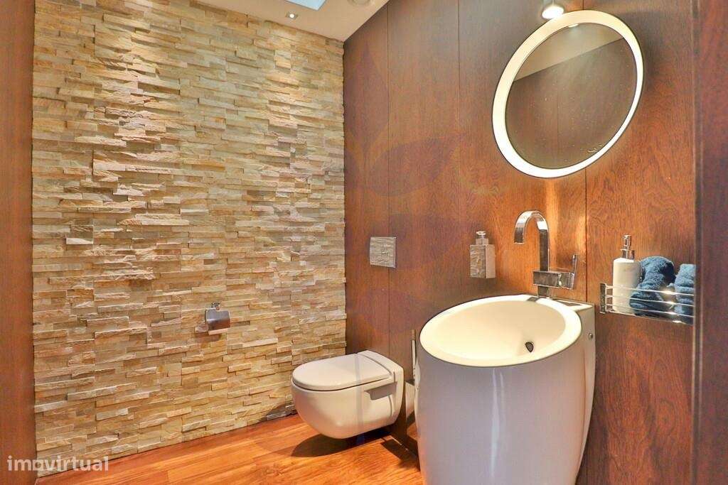 Venda Moradia Geminada Palmeira T4-7