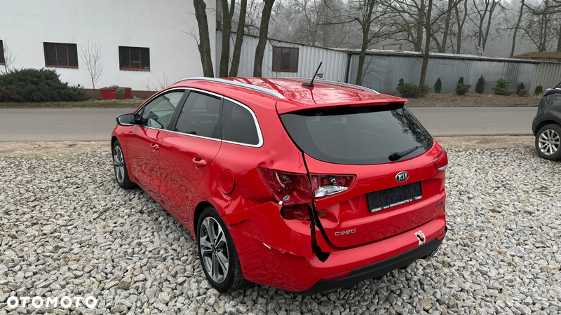 Kia Ceed 1.6 CRDi SCR GT-Line DCT - 3