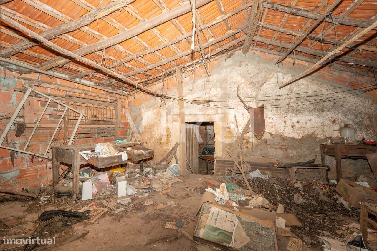 Moradia para reabilitar a 15 min de Coimbra - Urzelhe-20