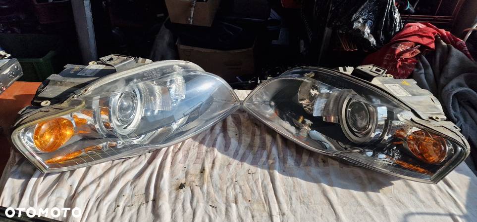 LAMPY PRZEDNIE P/L XENON AUDI A4B7 EUROPA KOMPLET - 1