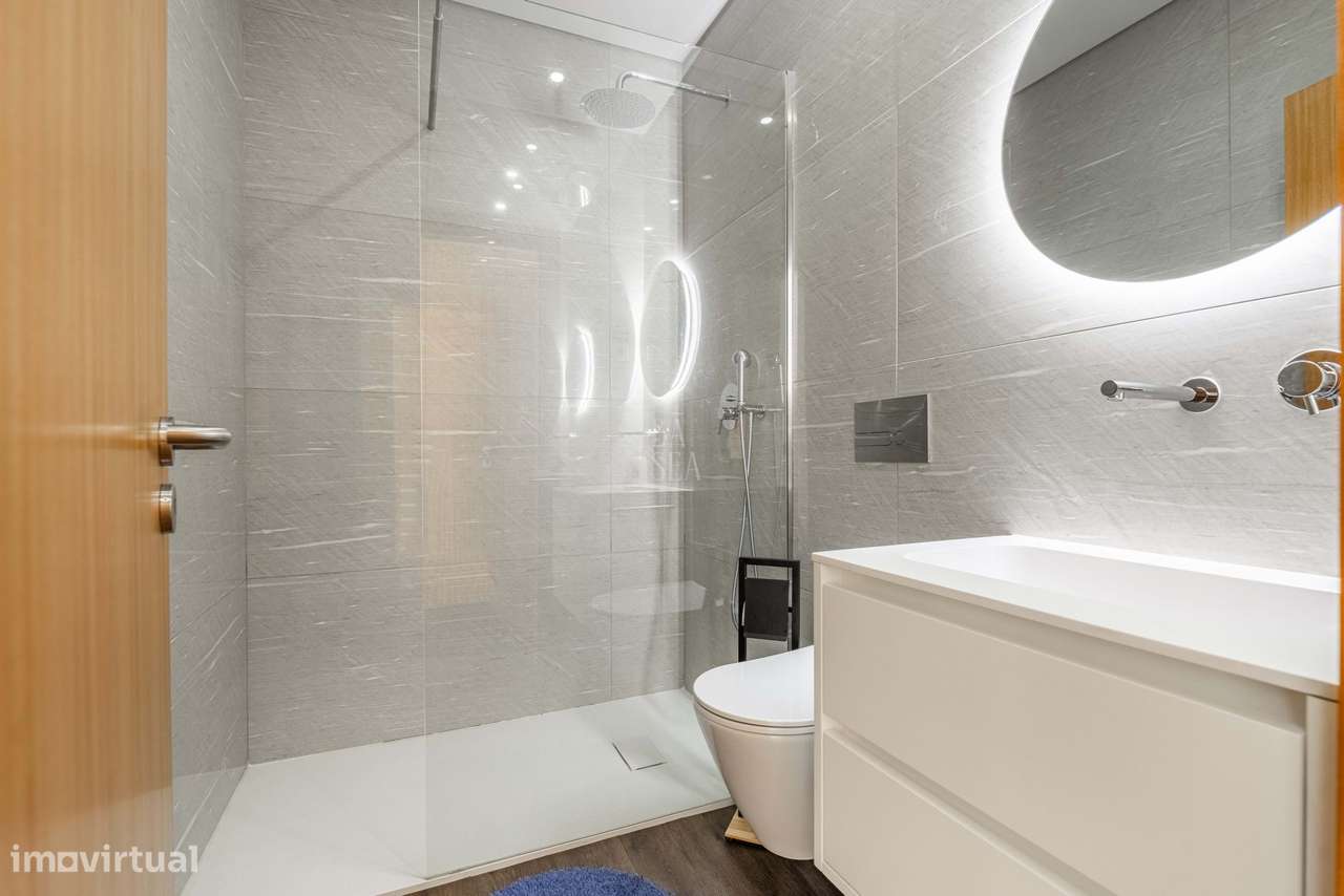 Morada individual com 4 suítes e piscina em Geraz do Minho - Póvoa de-23