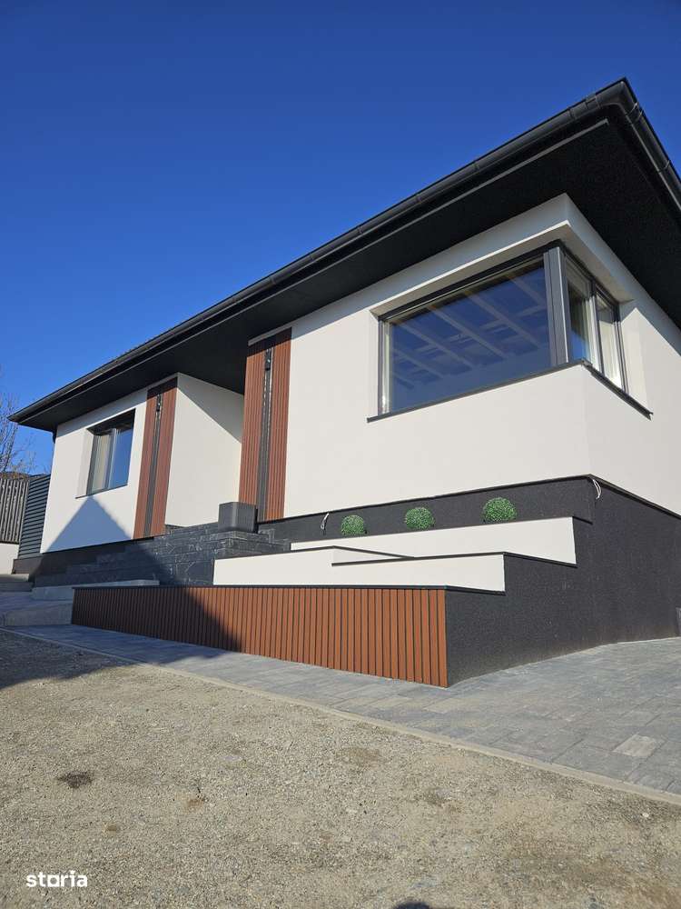 Casă individuală modernă pe parter, cu teren, la 4 km de Sibiu - Imagine principală: 2/20