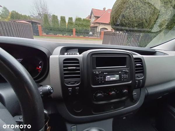 Renault Trafic Grand SpaceClass 1.6 dCi - 12