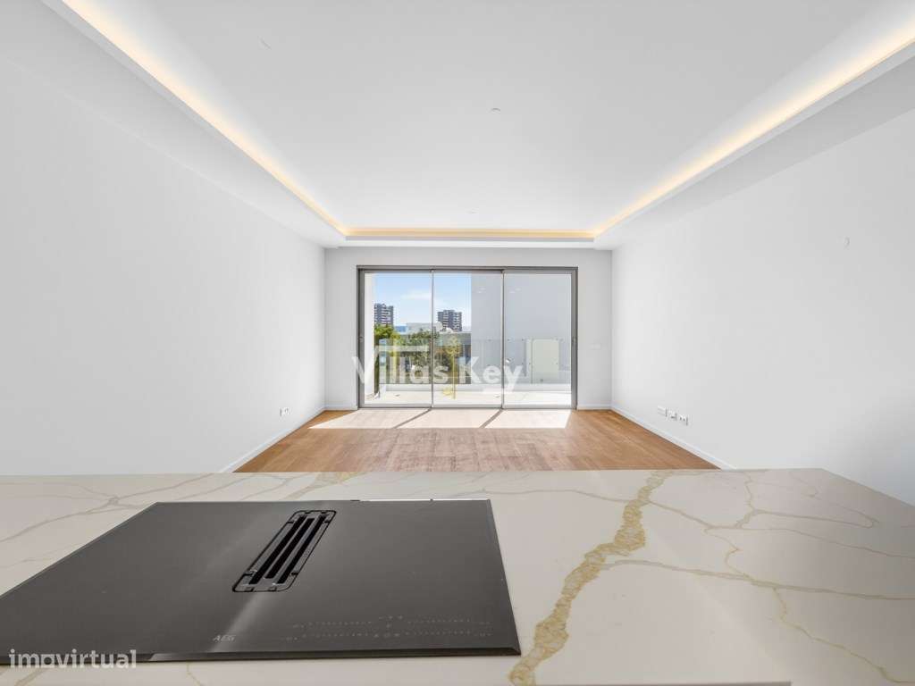 Apartamento T2 Moderno no centro de Alvor - Grande imagem: 4/21