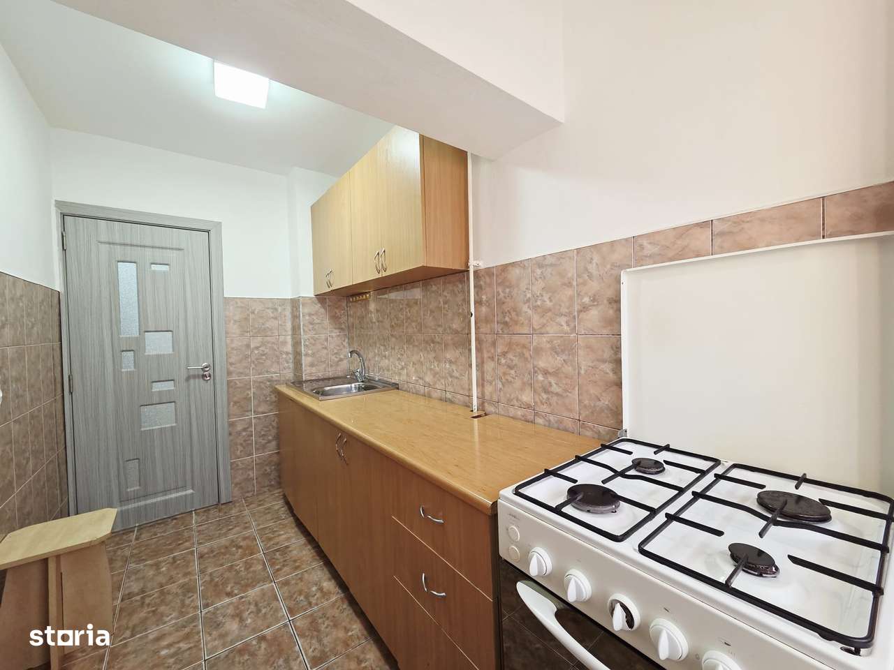 Ap cu o camera mobilat si utilat Ic Frimu Ac - Imagine principală: 5/8