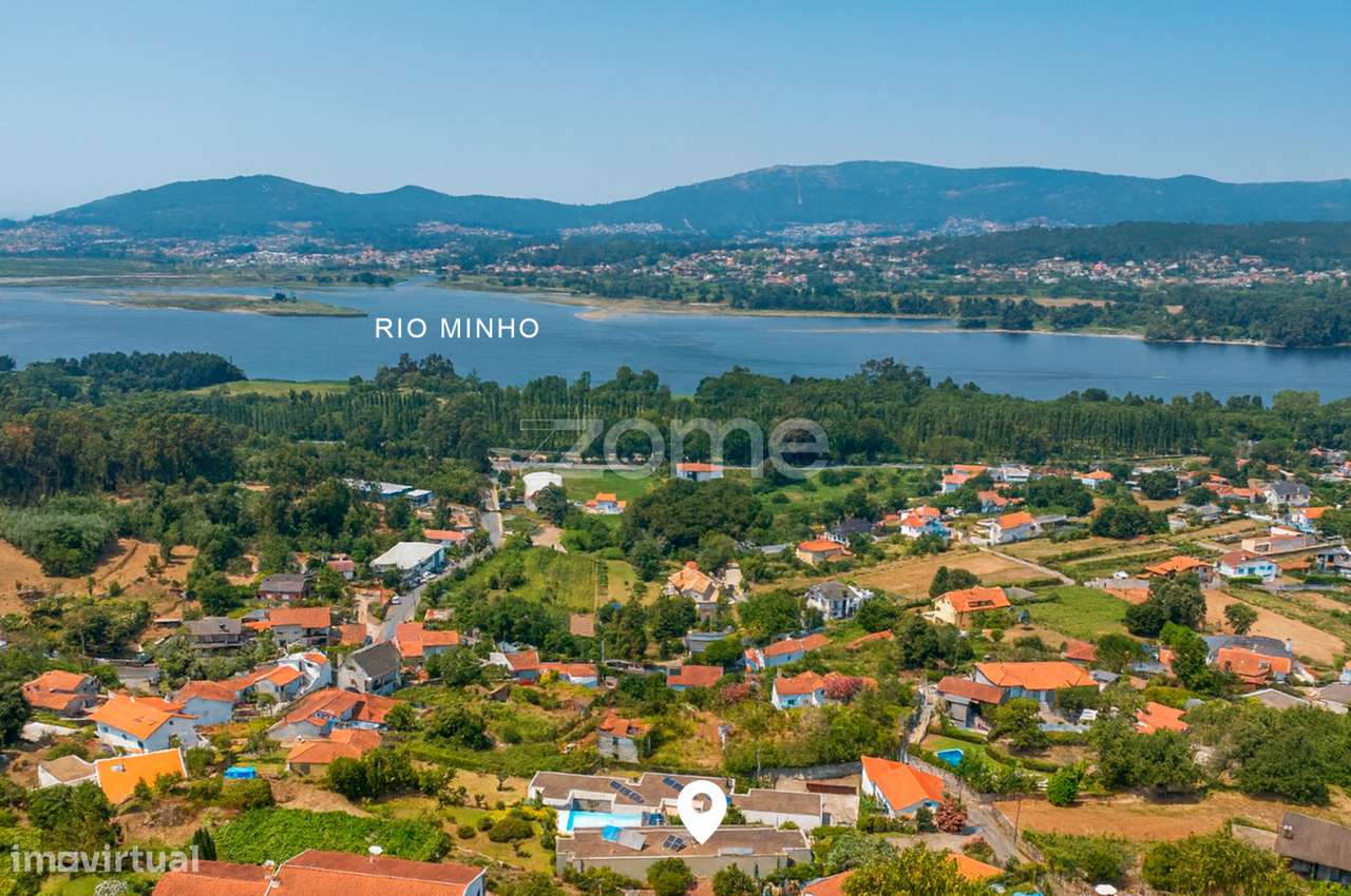 Moradia T4+1 em Caminha vistas para o Rio Minho - Grande imagem: 4/32