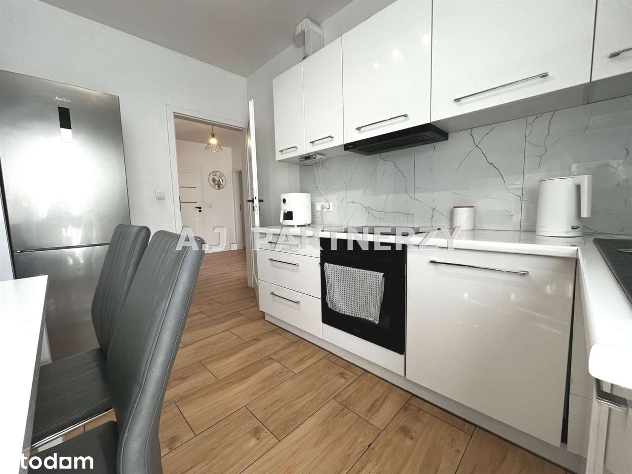 Gotowe 3 pokojowe z windą, 2 miejsca postojowe-8