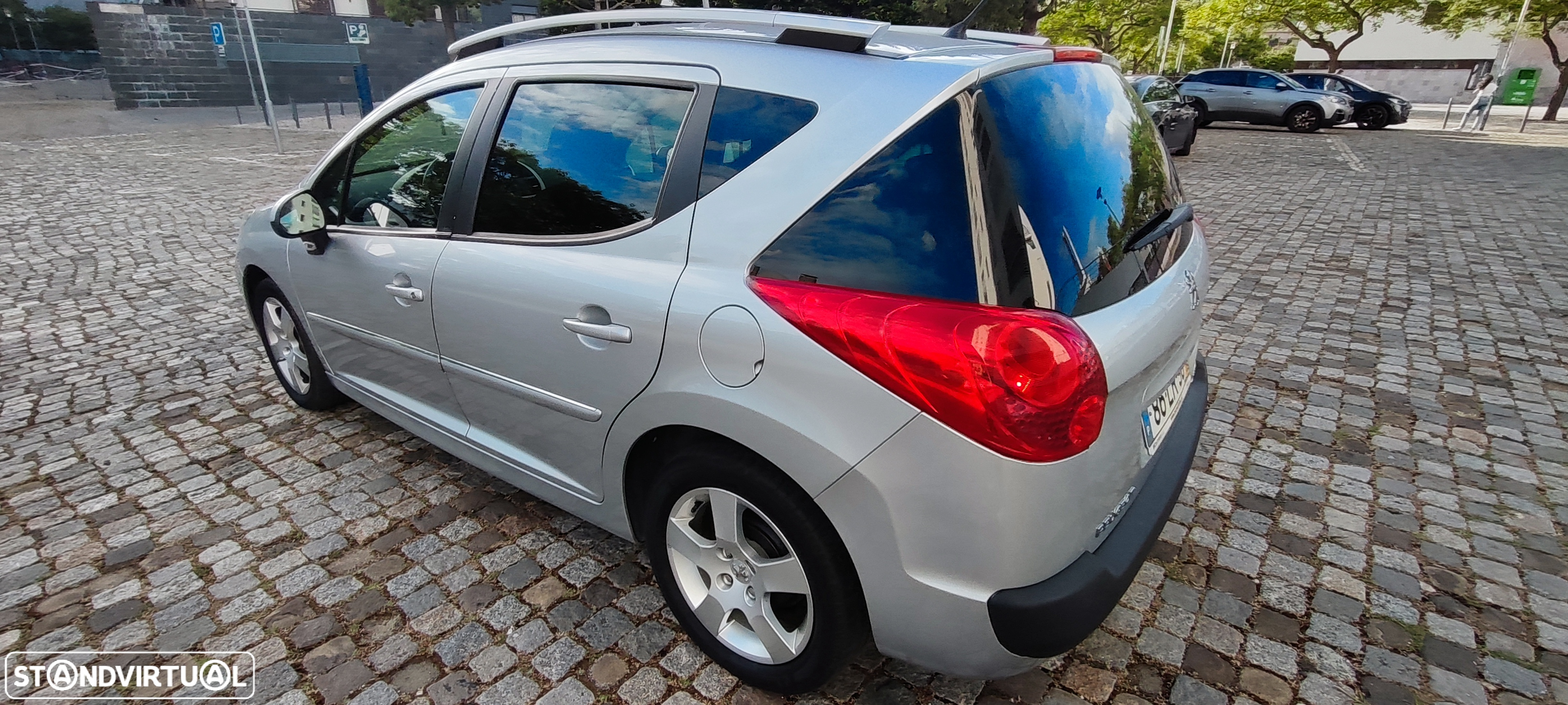 Peugeot 207 SW 1.6 HDi SE Sportium - 16