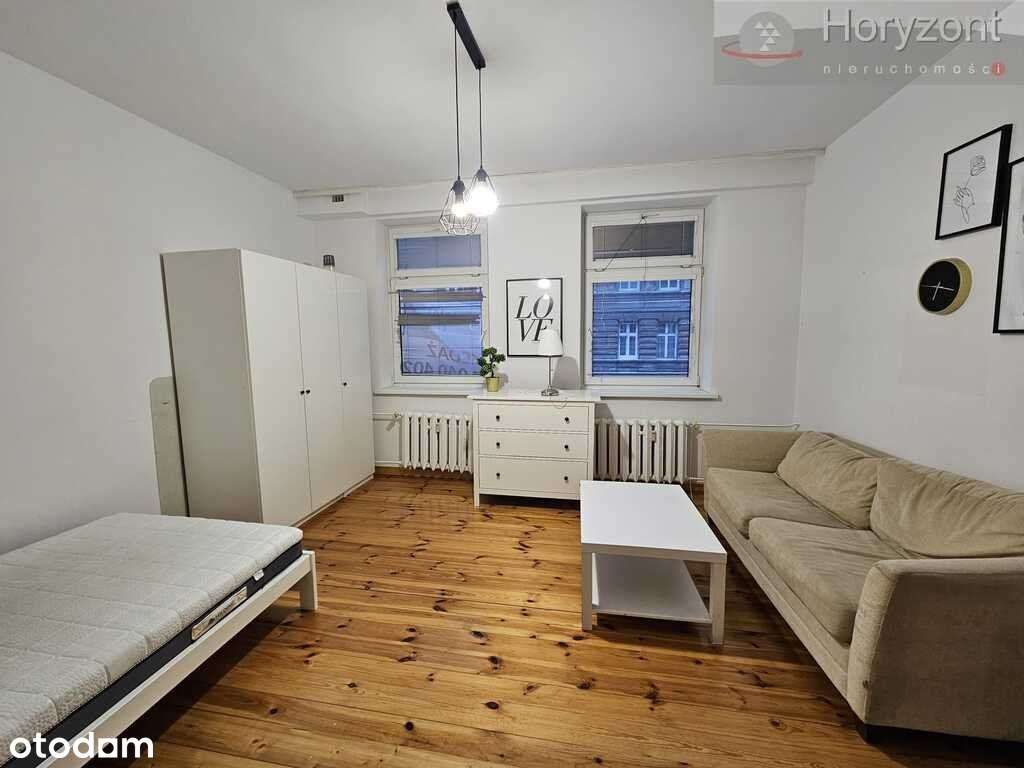 3pok. 76m2, 1992r. w Centrum-0