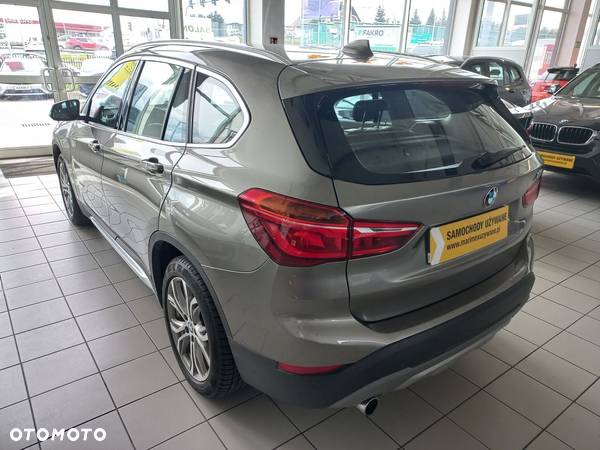 BMW X1 sDrive18d xLine - 6