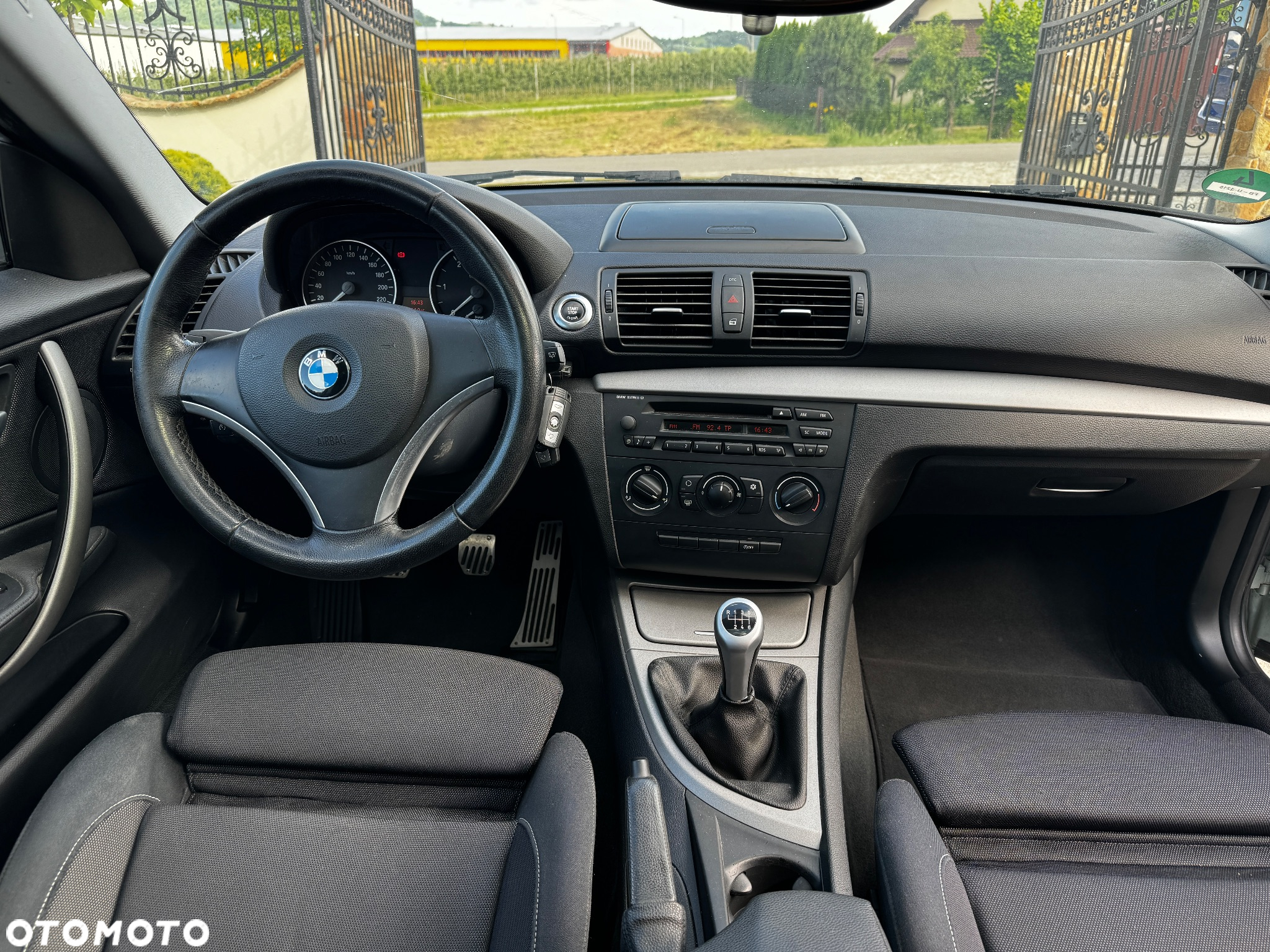 BMW Seria 1 118d Sport Line - 24